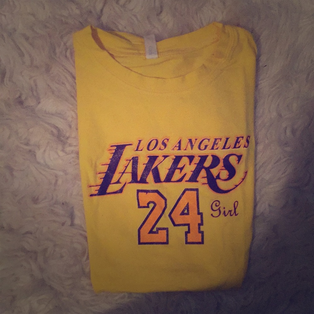Lakers shirt